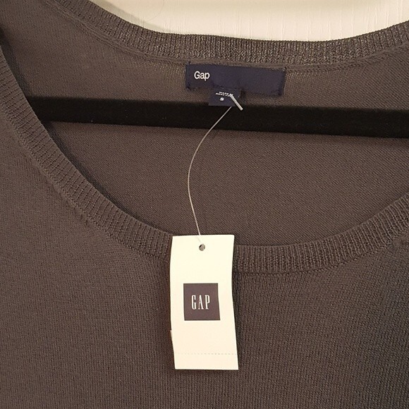 GAP Grey Short Sleeved Sweater NWT - Picture 4 of 4